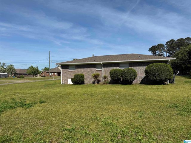 6049 GWIN CIRCLE, Bessemer, AL 35023