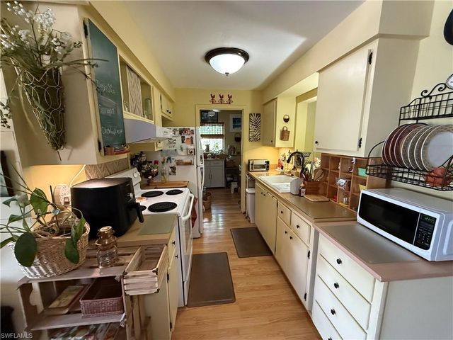 1635 Kensington CT, Fort Myers, FL 33907