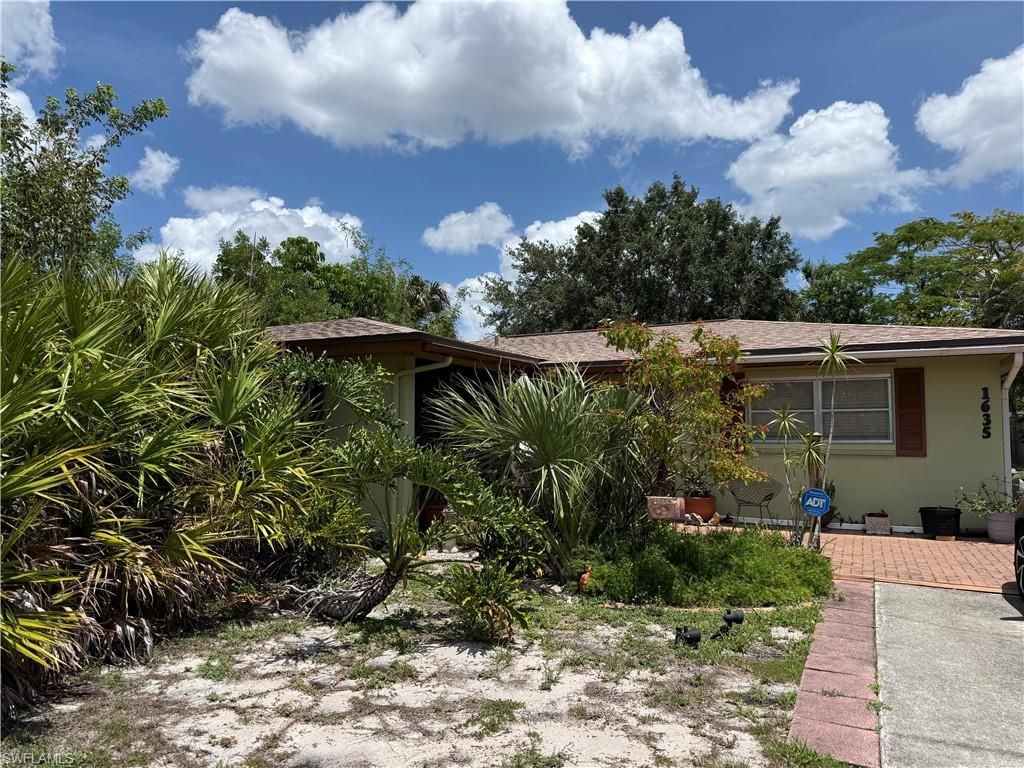1635 Kensington CT, Fort Myers, FL 33907