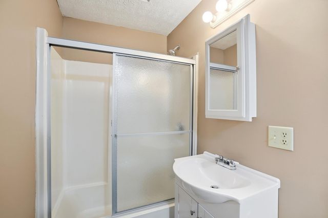 1417 W Main Street 1417 W Main Street, Springfield, OH 45504