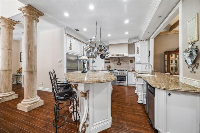 2303 Woods Estates Drive, Kingwood, TX 77339