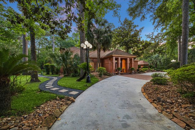 2303 Woods Estates Drive, Kingwood, TX 77339