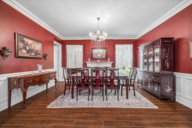 2303 Woods Estates Drive, Kingwood, TX 77339