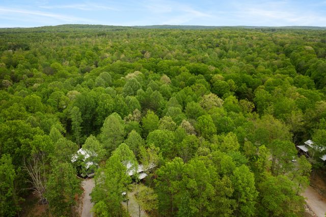 25 Fireside Ct, Monteagle, TN 37356