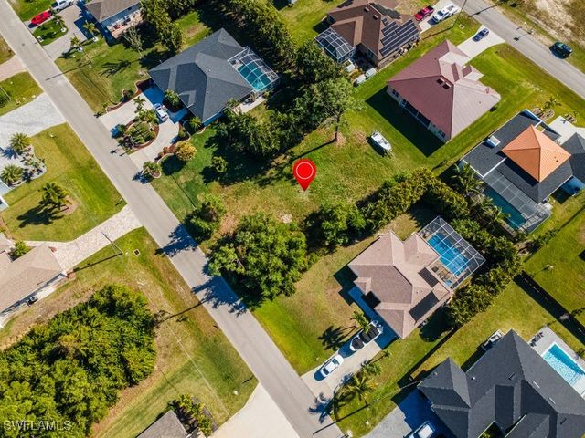 2716 SW 4th LN, Cape Coral, FL 33991