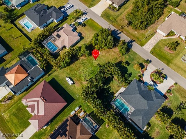 2716 SW 4th LN, Cape Coral, FL 33991