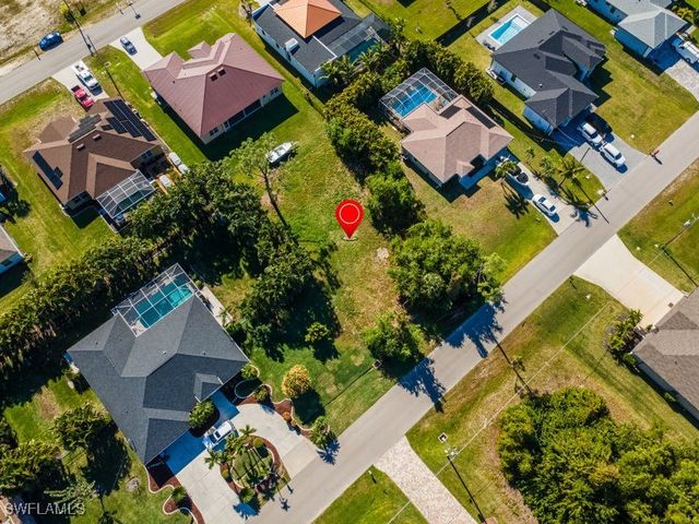2716 SW 4th LN, Cape Coral, FL 33991