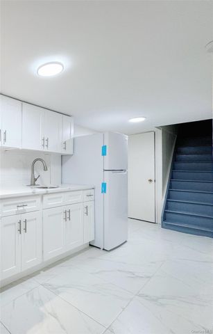 11701 14th Avenue 1F, College Point, NY 11356