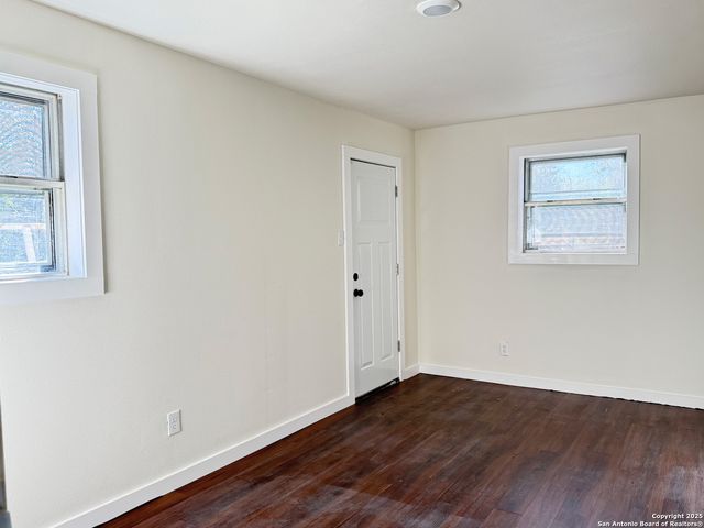 426 Edna, San Antonio, TX 78220