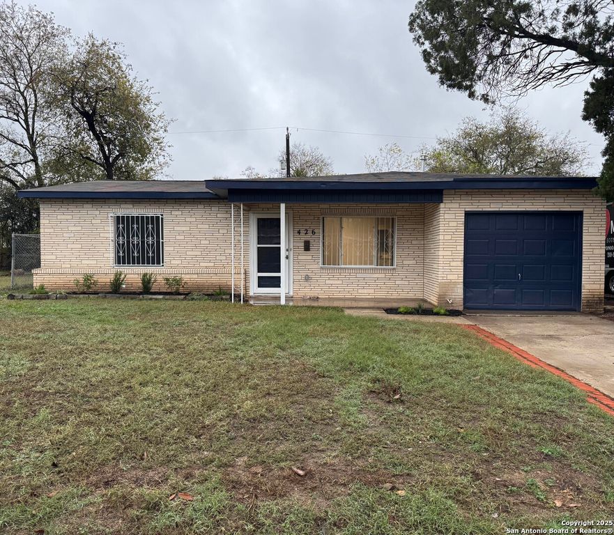 426 Edna, San Antonio, TX 78220