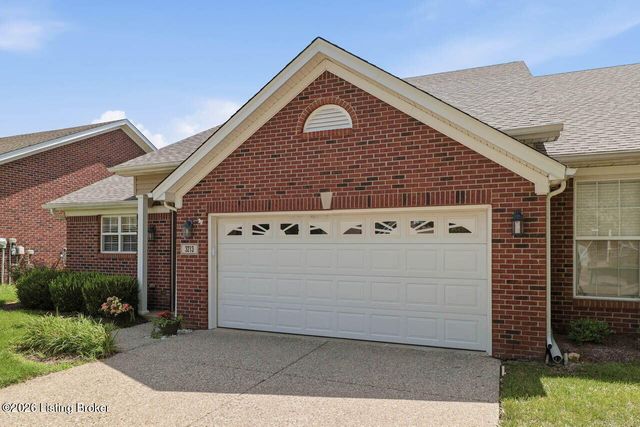 3213 Stony Farm Dr, Louisville, KY 40299