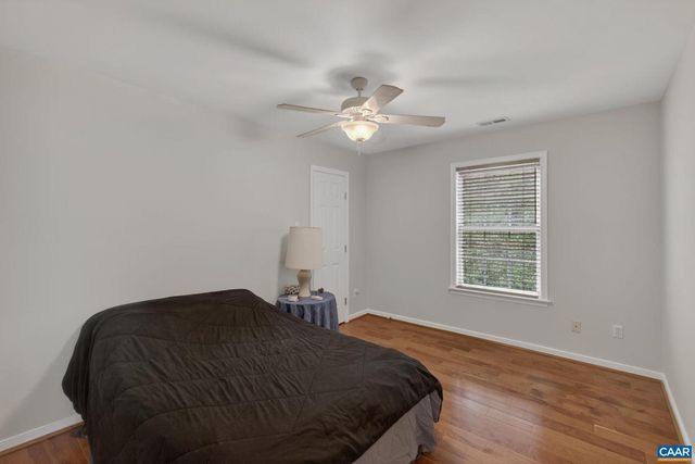 1092 WINTERGREEN LN, Charlottesville, VA 22903