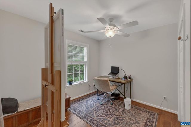 1092 WINTERGREEN LN, Charlottesville, VA 22903