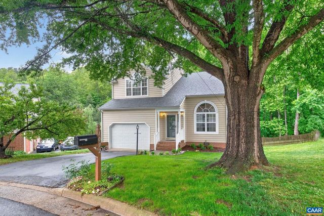 1092 WINTERGREEN LN, Charlottesville, VA 22903