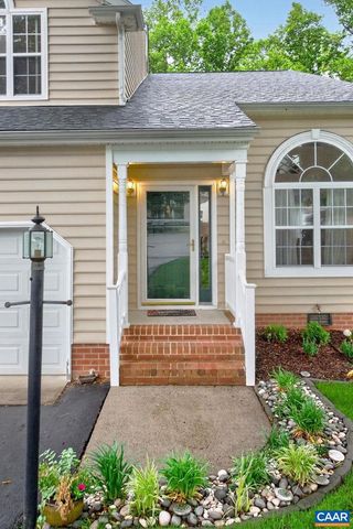 1092 WINTERGREEN LN, Charlottesville, VA 22903