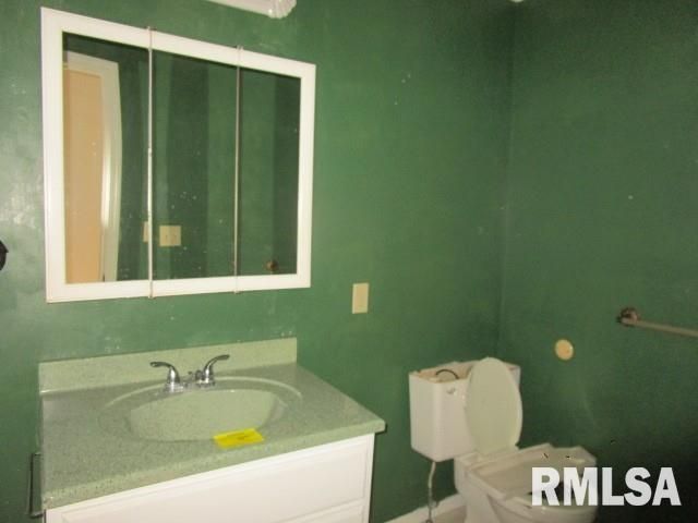 302 PALM Street, Canton, IL 61520