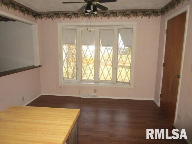 302 PALM Street, Canton, IL 61520