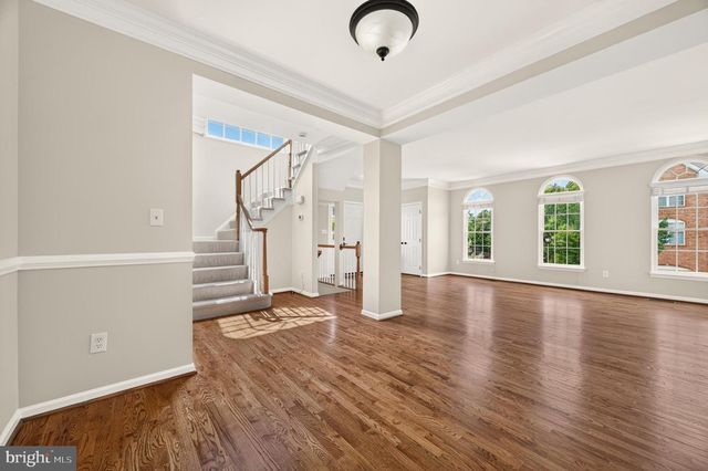43715 CLEMENS TER, Ashburn, VA 20147