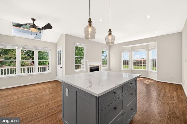 43715 CLEMENS TER, Ashburn, VA 20147