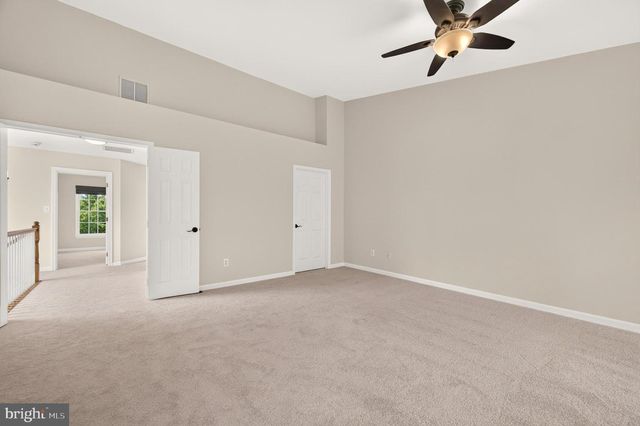 43715 CLEMENS TER, Ashburn, VA 20147