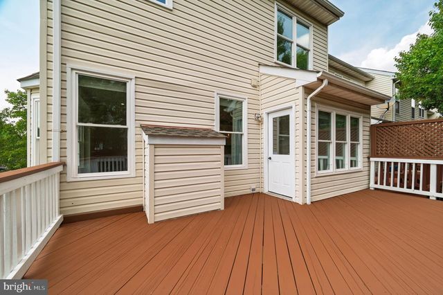 43715 CLEMENS TER, Ashburn, VA 20147