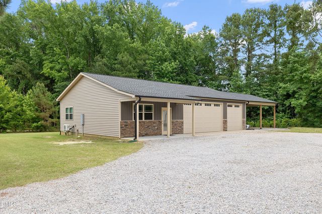 2335 Twin Acres Road, Clayton, NC 27520