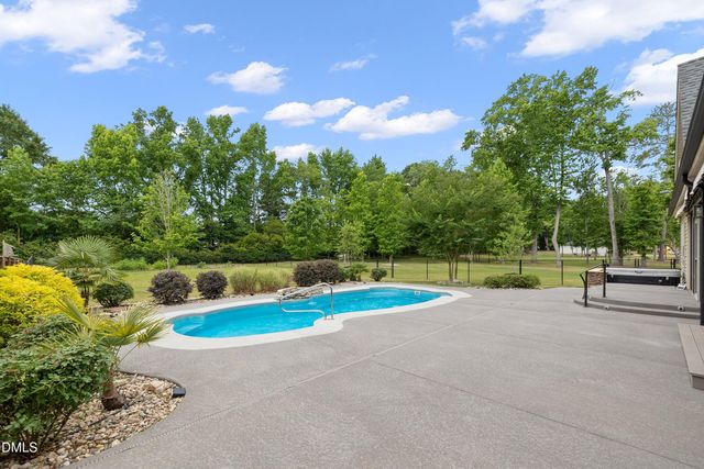 2335 Twin Acres Road, Clayton, NC 27520