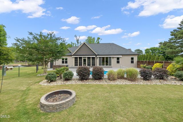 2335 Twin Acres Road, Clayton, NC 27520