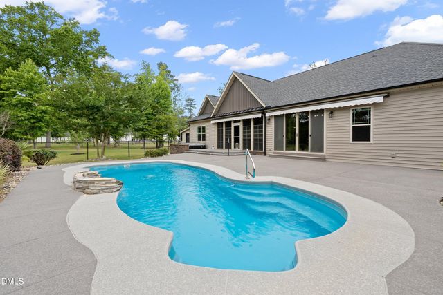 2335 Twin Acres Road, Clayton, NC 27520