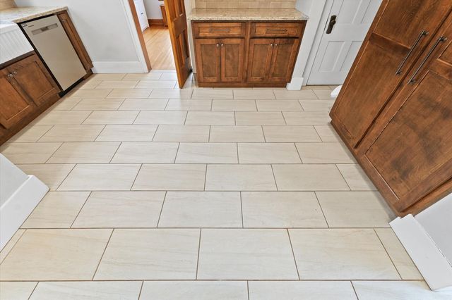 812 W Delaware Avenue, Urbana, IL 61801