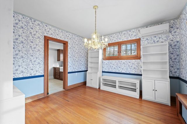 812 W Delaware Avenue, Urbana, IL 61801