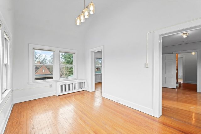 812 W Delaware Avenue, Urbana, IL 61801