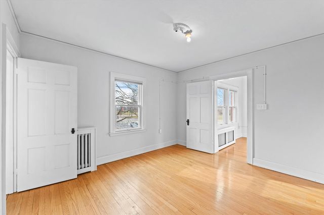 812 W Delaware Avenue, Urbana, IL 61801