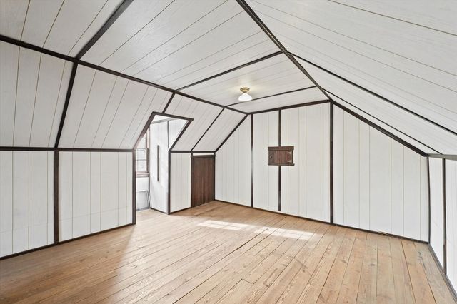 812 W Delaware Avenue, Urbana, IL 61801