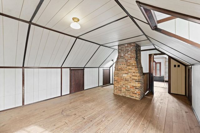 812 W Delaware Avenue, Urbana, IL 61801