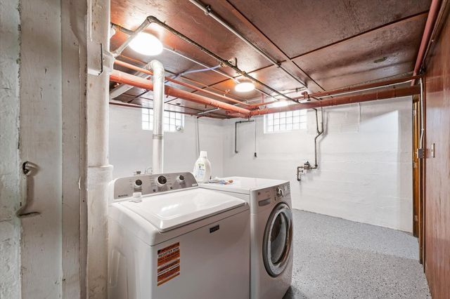 812 W Delaware Avenue, Urbana, IL 61801