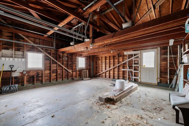 812 W Delaware Avenue, Urbana, IL 61801