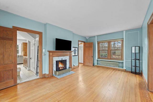 812 W Delaware Avenue, Urbana, IL 61801