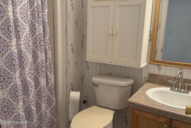 722 Tulls Creek Road, Moyock, NC 27958