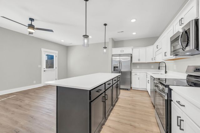 1502 Jonathan Wade Circle, Clarksville, TN 37043