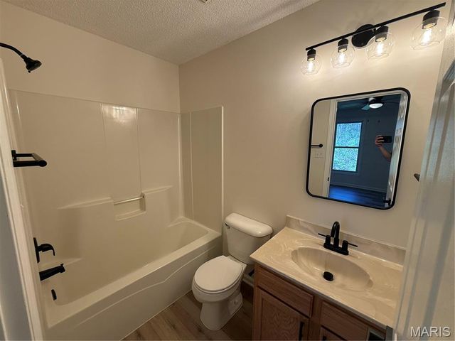 245 New Richmond Drive, Wentzville, MO 63385