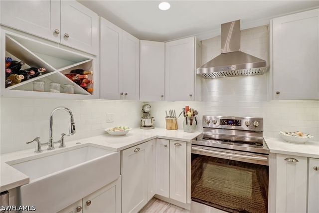 3180 Seasons WAY 909, Estero, FL 33928