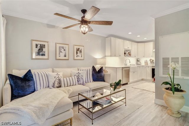 3180 Seasons WAY 909, Estero, FL 33928