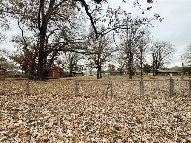 lOT 27 WOODLAND HILLS, Roland, OK 74954