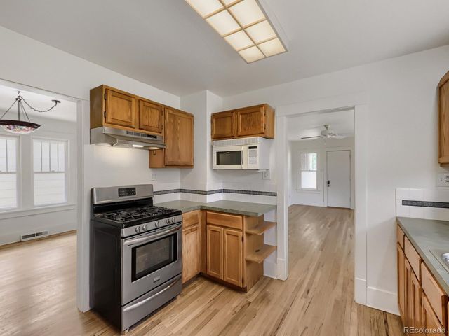 114 S 5th Ave, Brighton, CO 80601