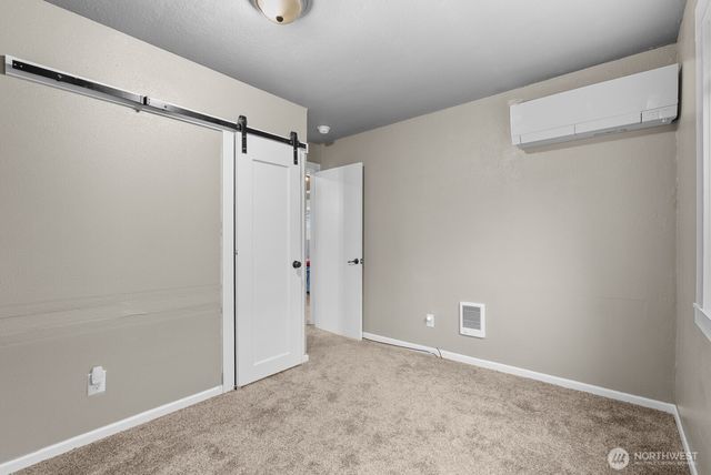 1025 S 84th Street, Tacoma, WA 98444