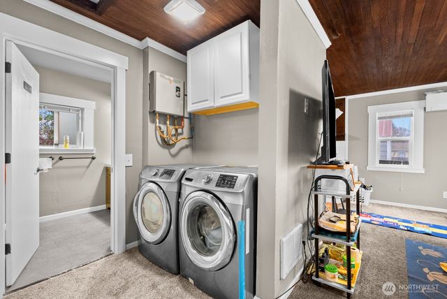 1025 S 84th Street, Tacoma, WA 98444