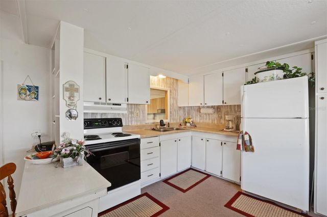 3105 N MARINA PARKWAY, Lake Wales, FL 33898