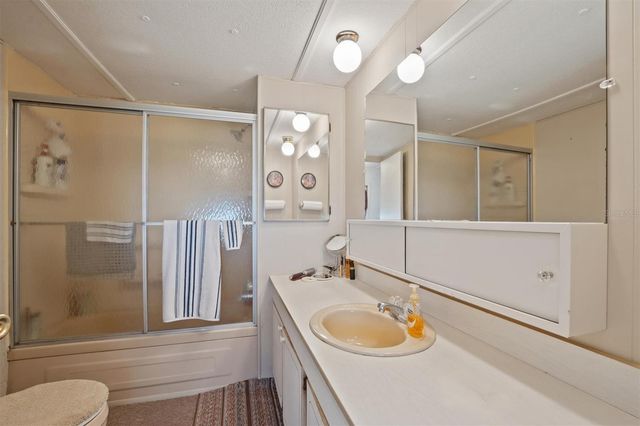 3105 N MARINA PARKWAY, Lake Wales, FL 33898