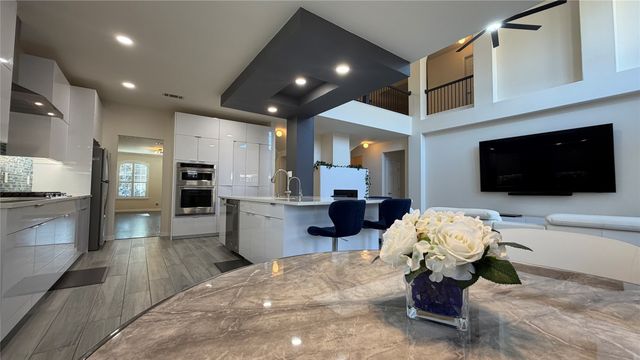 841 Carolina Way, Lantana, TX 76226